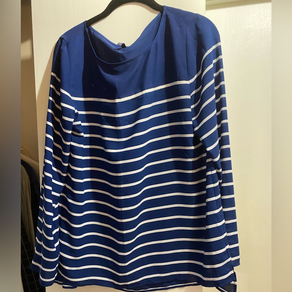 Nydj size medium top